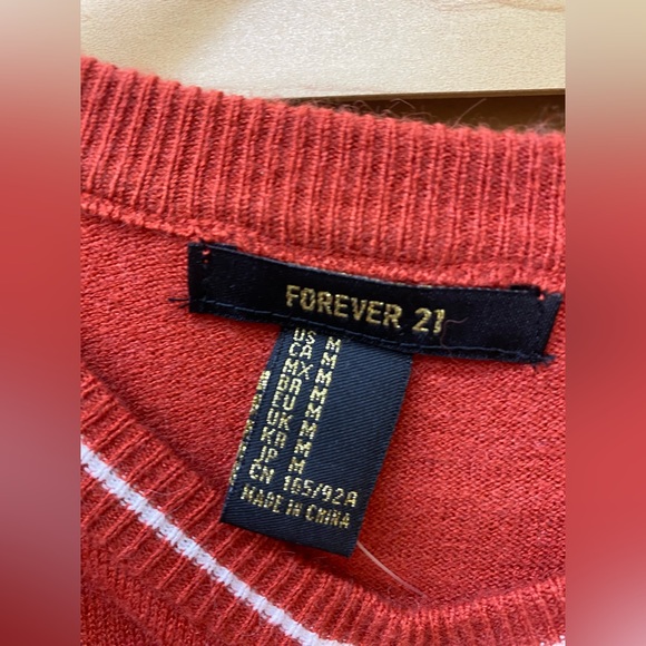 Forever 21 Red and Blue Sweater - Picture 2 of 3
